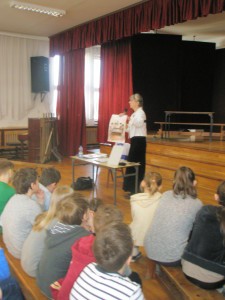 OLYMPUS DIGITAL CAMERA