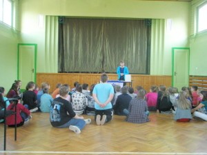 OLYMPUS DIGITAL CAMERA